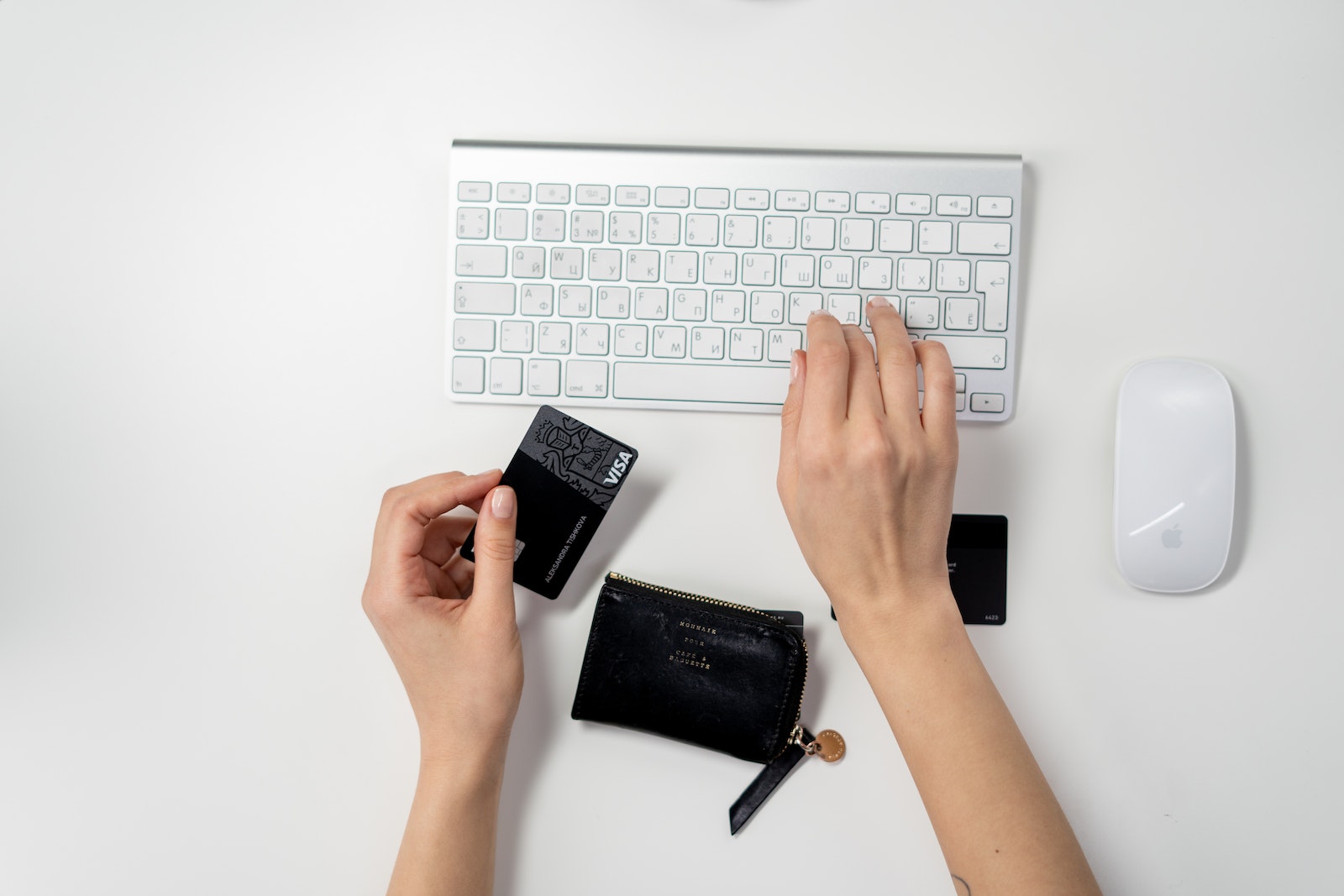 Keyboard with credit card and mouse